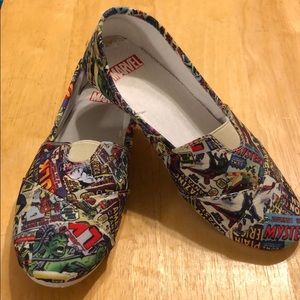 Women's Marvel Comic canvas slip-on flats size 6